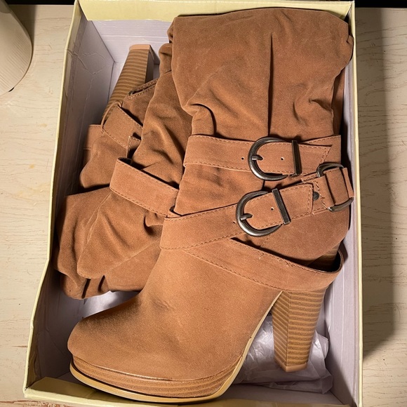 Charles Albert Knee-High Boots - Picture 3 of 10